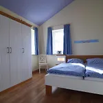 Holiday home Hof Koehne - Haus Am Reitplatz 2er Schmallenberg