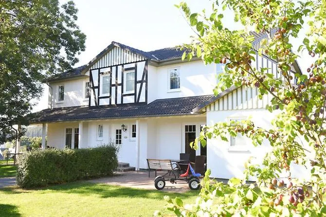 Vakantiehuis Hof Koehne - Haus Am Reitplatz 2er